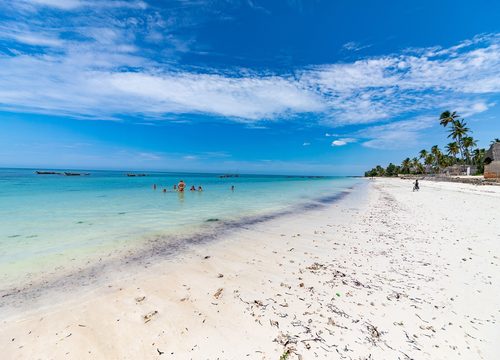 DISCOVER SERENGETI, NGORONGORO & ZANZIBAR 2026–2028